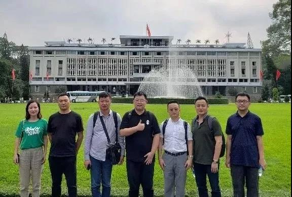 PP电子模拟器控股董事长，副董事长一行赴越南考察调研
